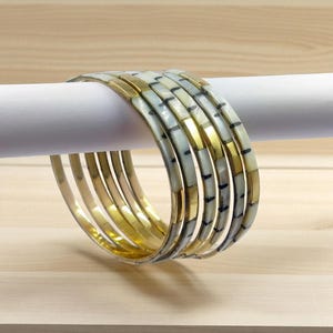 Set of 4 Slim Brass & Mother of Pearl Black Line Stackable Bangles – Handmade Boho Bracelet | 4mm Wide Tribal Designer Bangles | Gift Idea