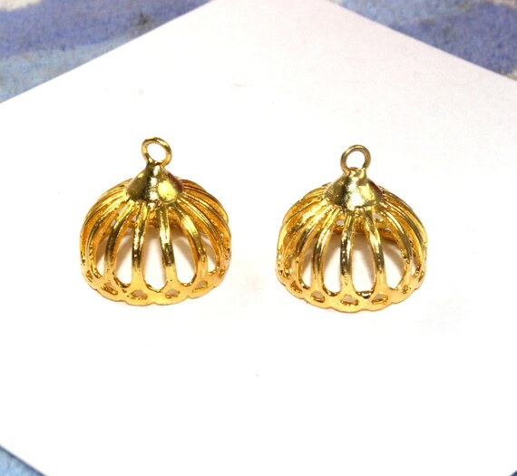 2 Pcs 22kt Gold Plated Brass Dome Shaped Connector / 18x19mm