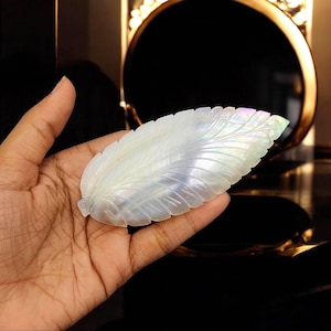 Hand Carved Mother of Pearl Leaf Hair Clip | Bridal Shell Hair Barrette | Handmade MOP Hair Accessory for Medium Hair | Gift for Her |BH453