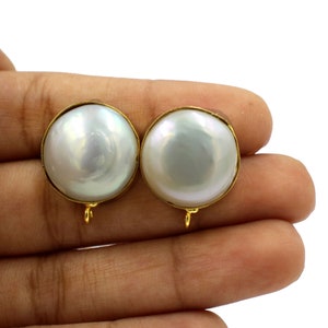 Nacréliser 8-9mm Freshwater Pearl Stud Earrings for Women, Hypoallergenic Real Cultured Round