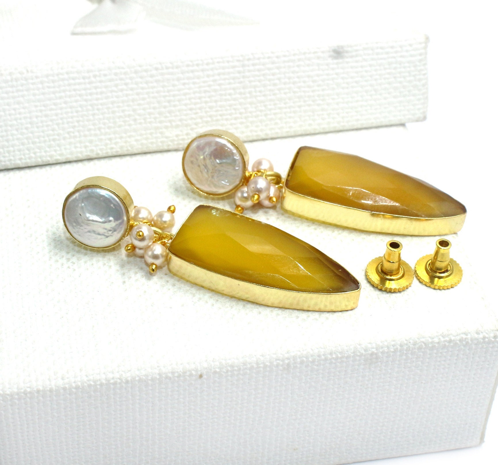 Louis Vuitton Women's Drop Dangle Pair Earrings Dice Gold Free  Shipping