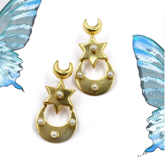 Pearl & Gold CC Crescent Earrings - Designer Button Jewelry