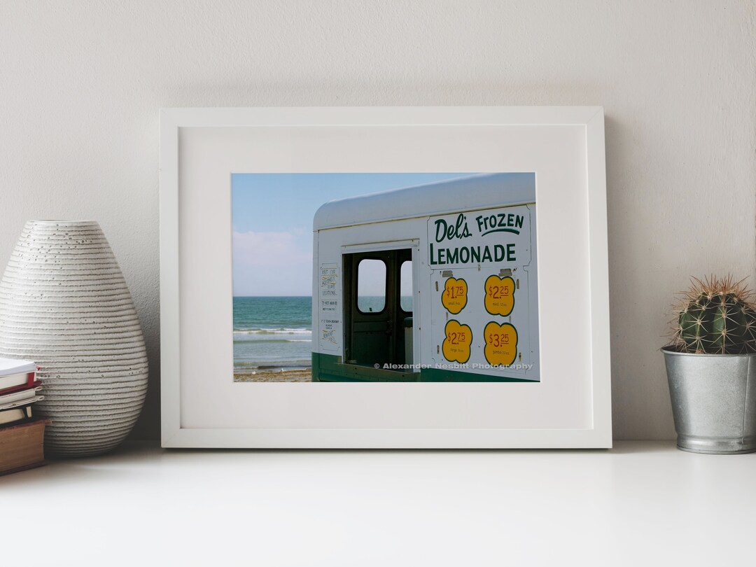 Del's Lemonade Truck at Second Beach A Newport RI & Rhode Island Fine Art Photograph by