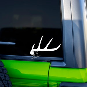 Shed Antler Vinyl Decal – Deer Hunting Sticker for Car, Truck, Cooler, Laptop - Antler Hunting Gift - 20+ Colors - Deer Antler Decal