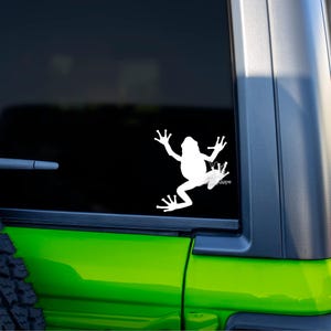 Tree Frog Car Decal – Cute Frog Silhouette Sticker for Windows, Tumblers , Laptops, or Coolers – Amphibian Lover Gift