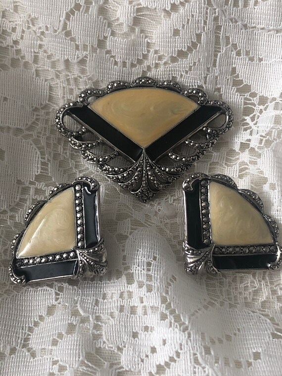 Vintage Brooch and Earrings Art Deco Reproduction