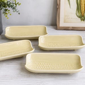 Vintage Pfaltzgraff Corn Dishes Set of 4 – Creamy Yellow Stoneware Corn Holders