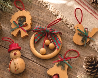 Vintage Wooden Christmas Ornaments Set of 5 – Snowman, Wreath, Bell, Bird & Wreath – Rustic Holiday Tree Decor