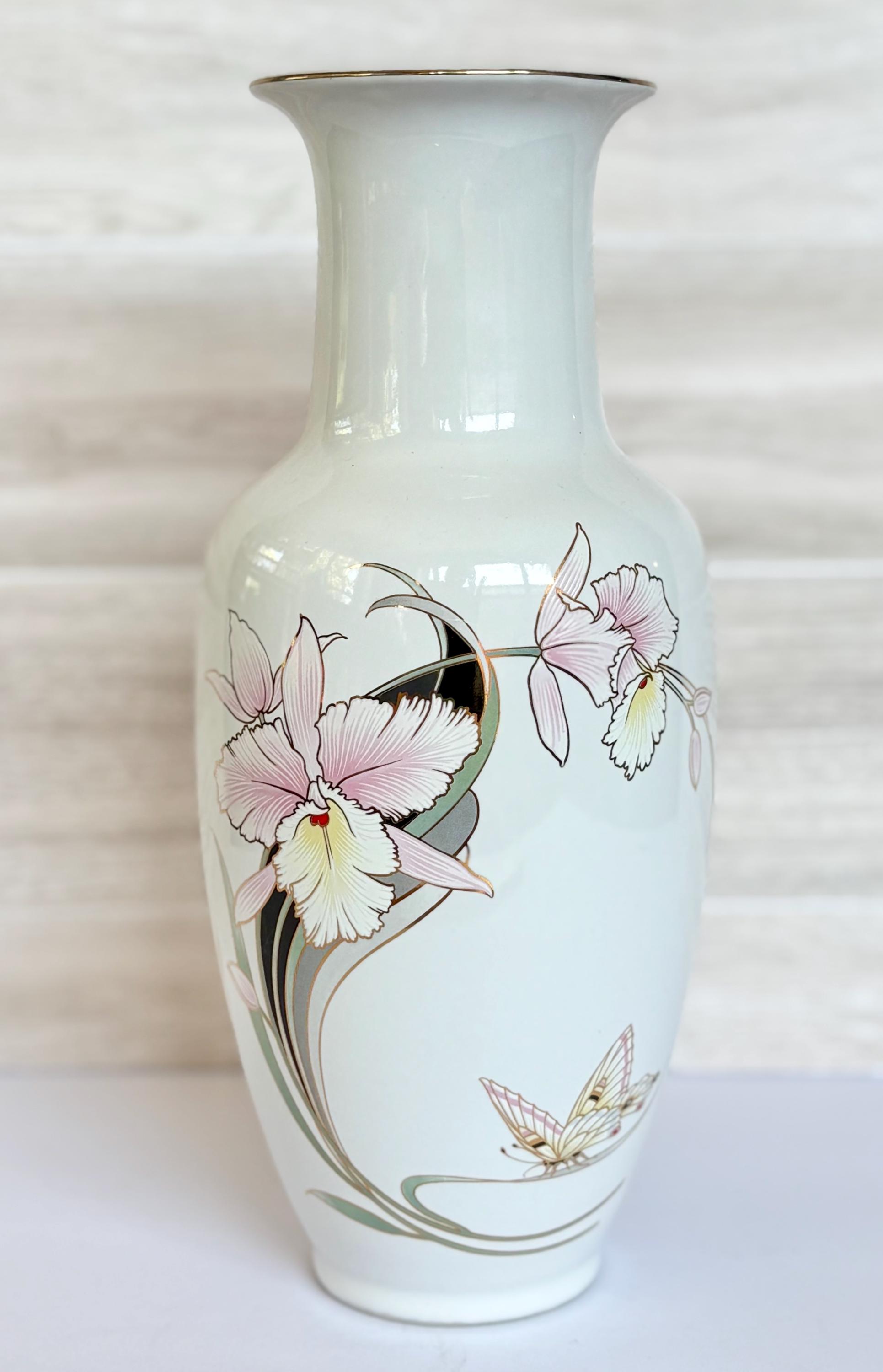 Vintage Japanese Vase – Porcelain Orchid & Butterfly Decor, Gold