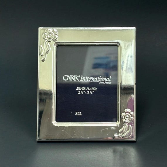Vintage Carr International Silver-plated Photo Frame | Embossed