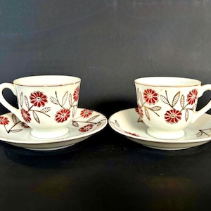Juego de 2 tazas y platillos vintage de mitasse – Tazas de café espresso con base – Diseño floral rojo con detalles dorados – Porcelana japonesa