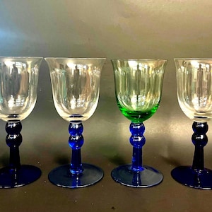 Vintage Handmade Wine Glasses – Set of 4 with Cobalt Blue Ornate Stems & Clear/Green Tops, Unique Stemware Barware Gift