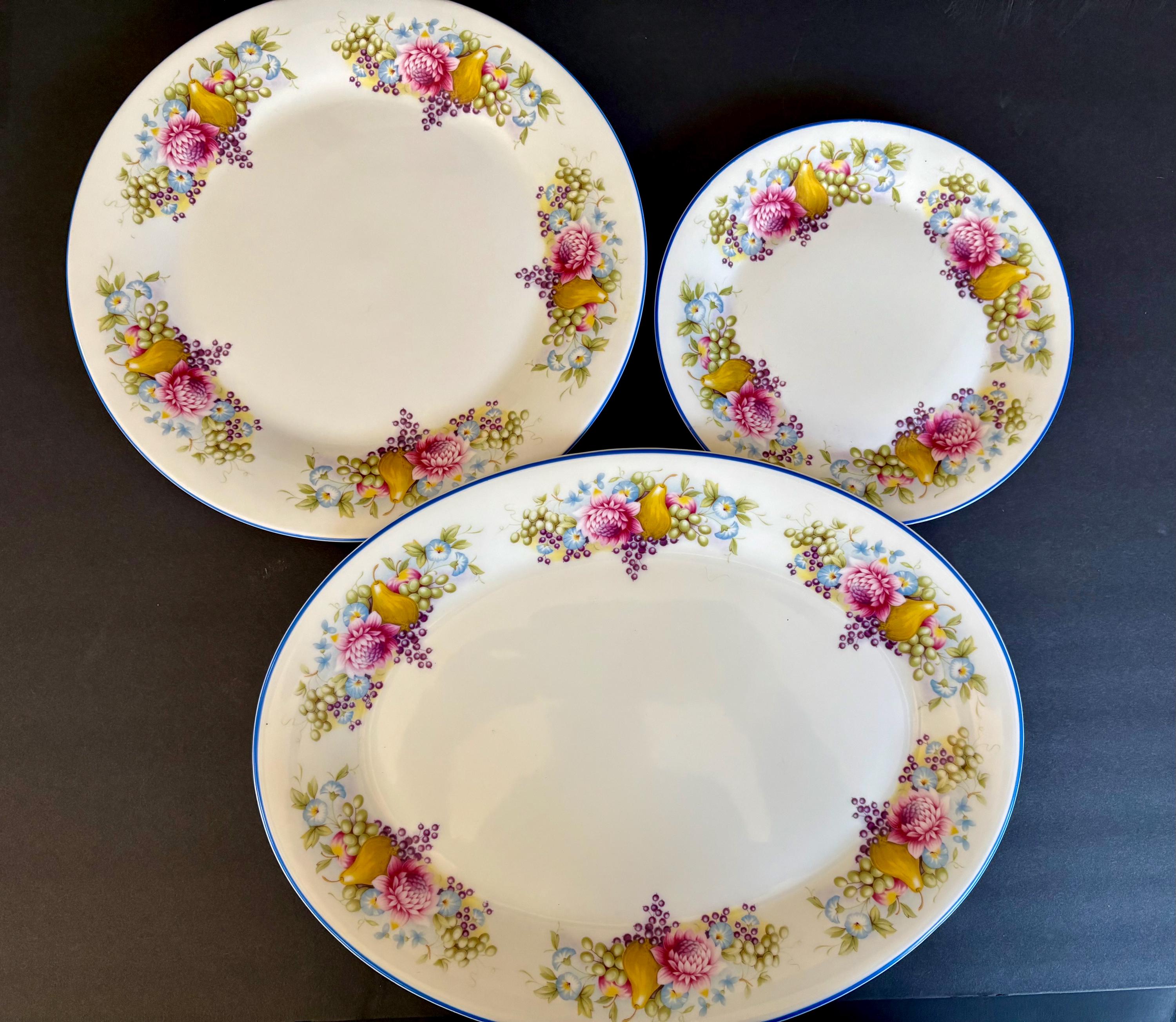 Vintage Royal Kent - Etsy
