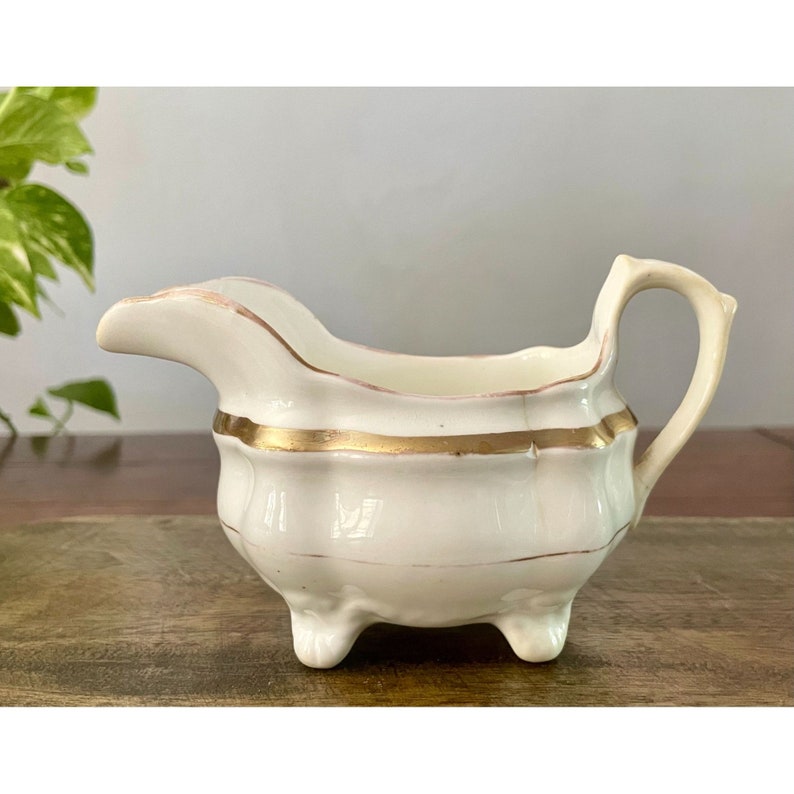 Antique Old Paris Porcelain set Teapot Sucrier & Creamer White with Gold accents XIX 19th Century READ DESCRIPTION Empire tea set 3 pieces. image 7