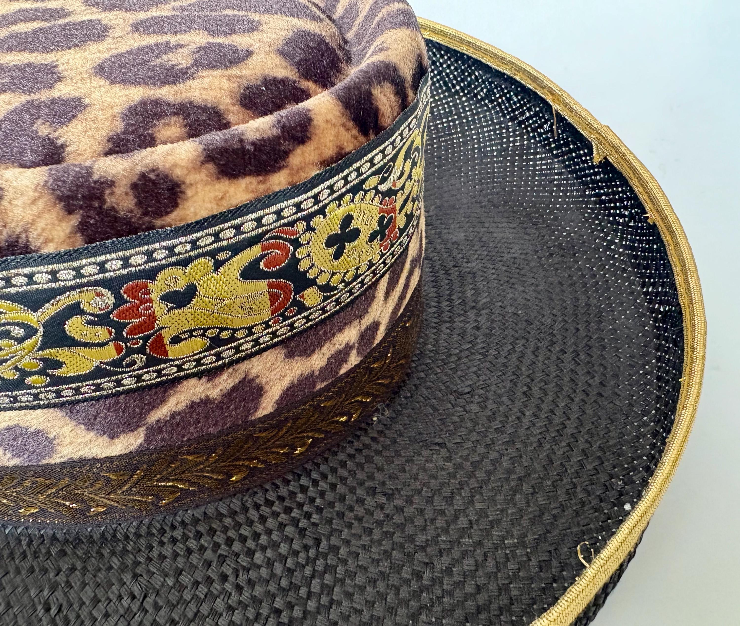 Vintage Whittall & Son Bowlman Hat – Black Straw & Leopard Print Gold Buttons Vintage Whittall & Son Bowlman Hat – Black Straw and Leopard  main image 4