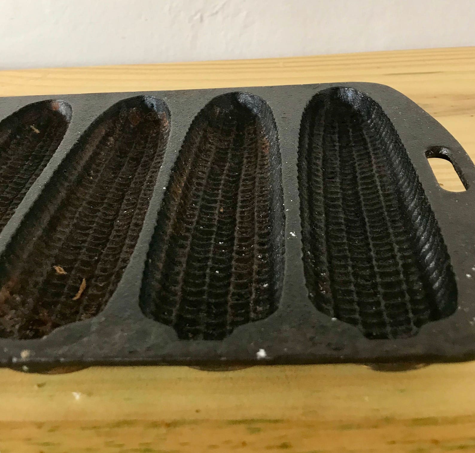Vintage Cast Iron Cornbread Mold Corn Shaped Corn Bread Etsy