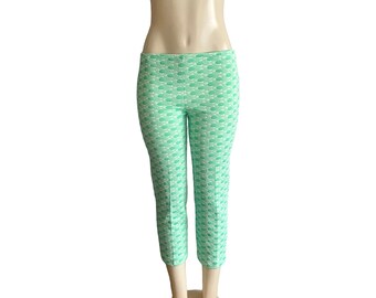 Vintage 70s Women Cropped Pants in Bright Green Size S Retro 1970s 