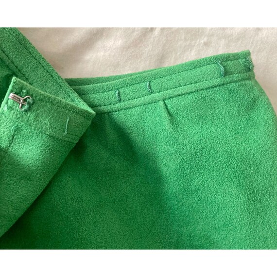 Vintage Leather Wrap Skirt in Green size M 70s re… - image 9