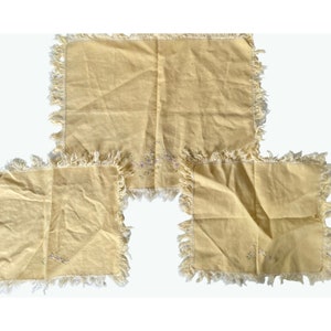 Vintage Linen Placemat & Napkins Set of 1 Place mat and 2 Napkins with fringe edges in Yellow 3 pieces doilies napkin decor.