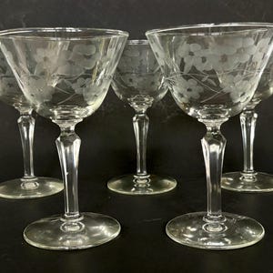 Vintage Libbey Champagne Coupe Sherbet Glasses set of 5 in the Glenmore pattern with Etched Floral Pattern Tall Cocktail Bar Decor Gift