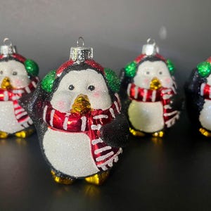 Set of 4 Glass Penguin Ornaments – Christmas Animal Decor | Bird Ornaments | Gift for Penguin Lover | Holiday Tree Decorations