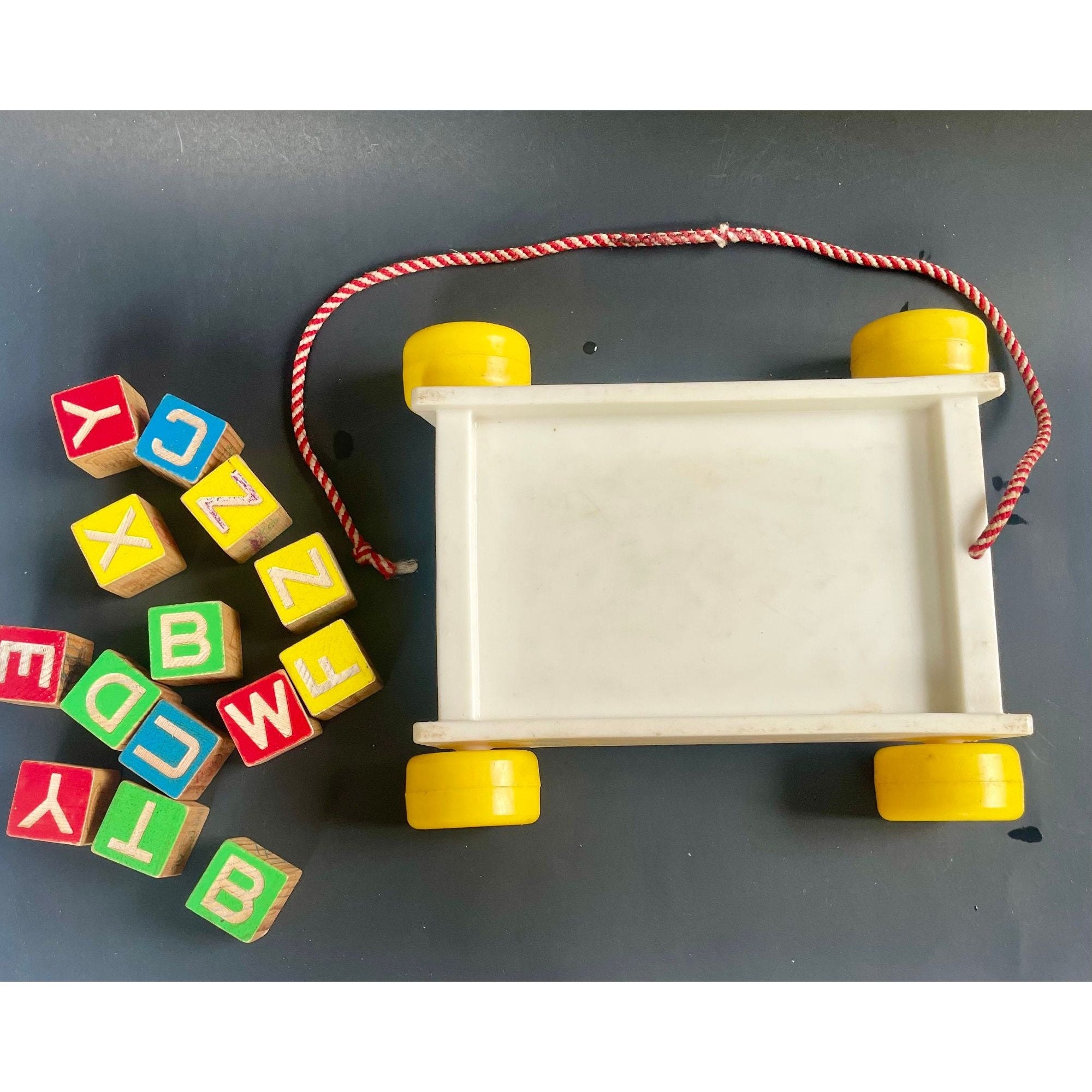 Playskool製 ヴィンテージ木製ブロック＆プルワゴンおもちゃ – レトロ 