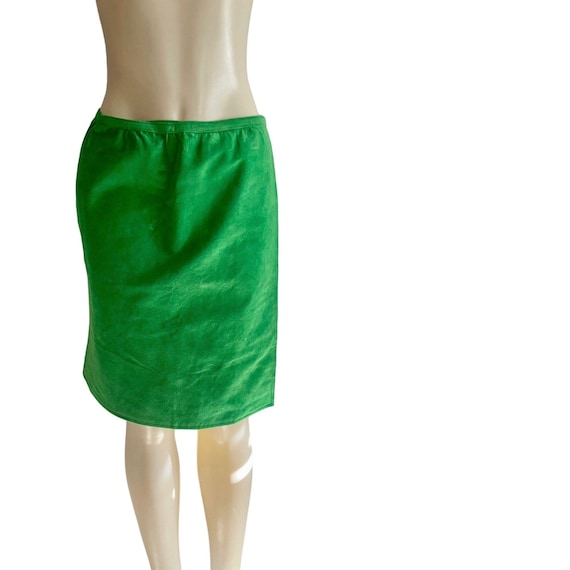 Vintage Leather Wrap Skirt in Green size M 70s re… - image 2