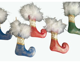 Vintage Wooden Elf Shoes Boots ornaments set of 6 red green blue with white feathers decorations elf shoe boot Christmas wood ornament decor