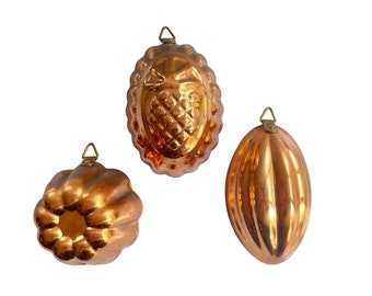 Vintage Copper Molds set of 3 Pineapple Ribbed Decorative Aspic Mold Wall Hangings  Farmhouse Country Kitchen Cottage Kitchen decor gift.