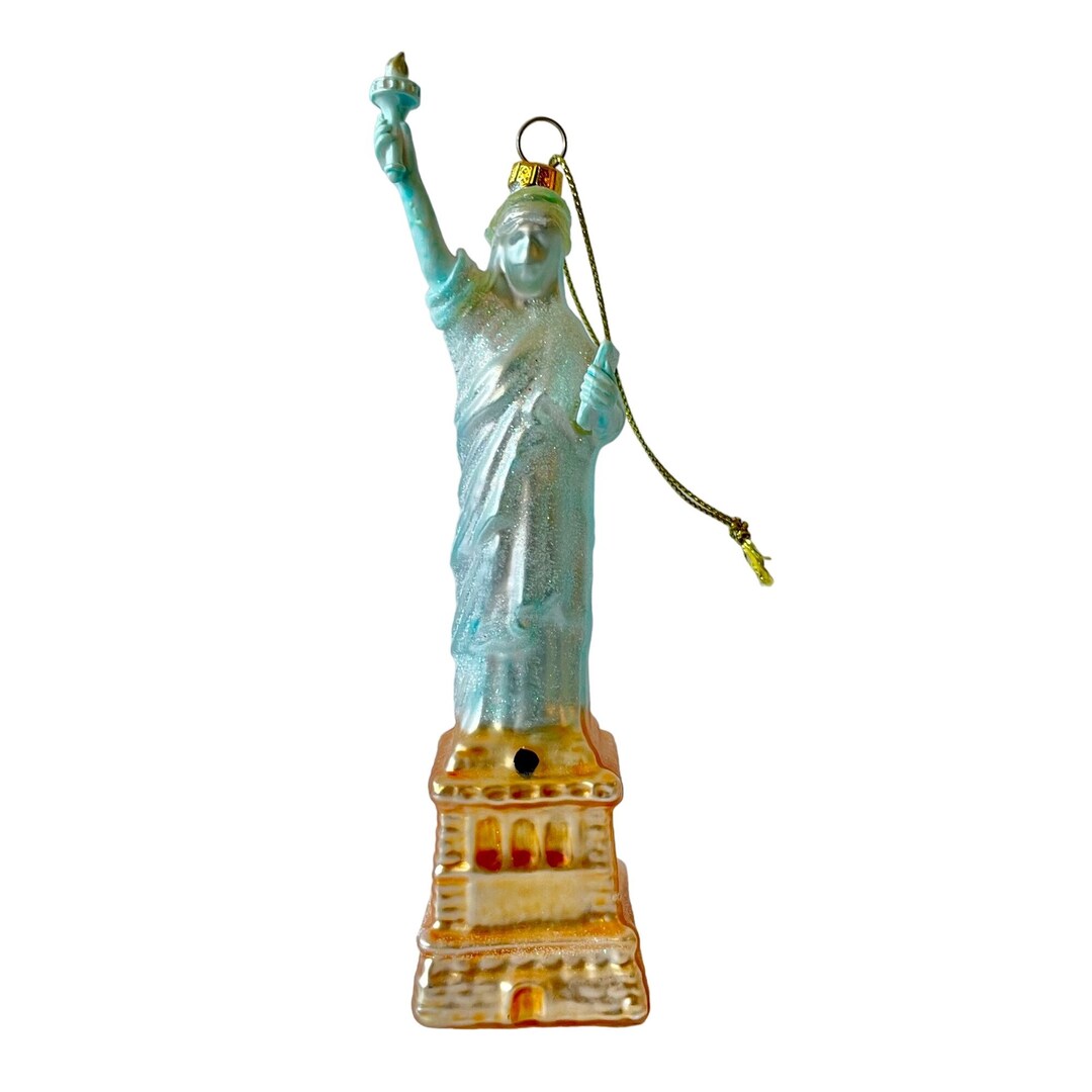 Was the statue of liberty a christmas gift