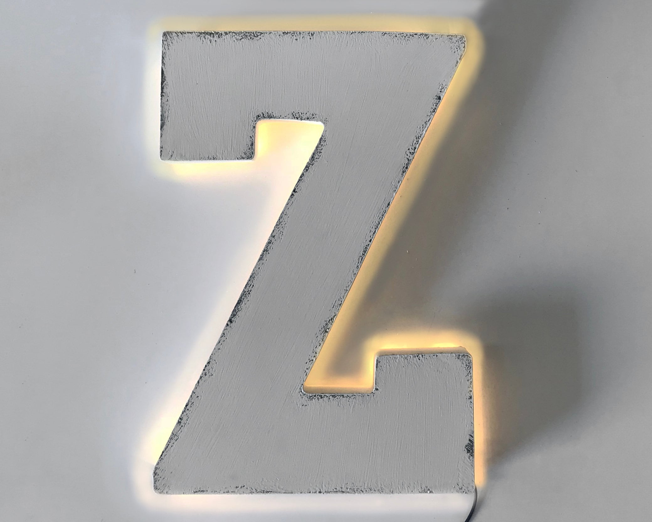 Откуда буква z. Буква z. буква z 3d. стальная буква z. большая буква z.