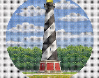 Cape Hatteras Lighthouse Needlepoint Canvas – 4” Round | 14 Count