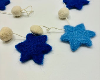 Star of David blue felt garland - Hanukkah decorations - Jewish star decor- Chanukah garland - wool felted star garland