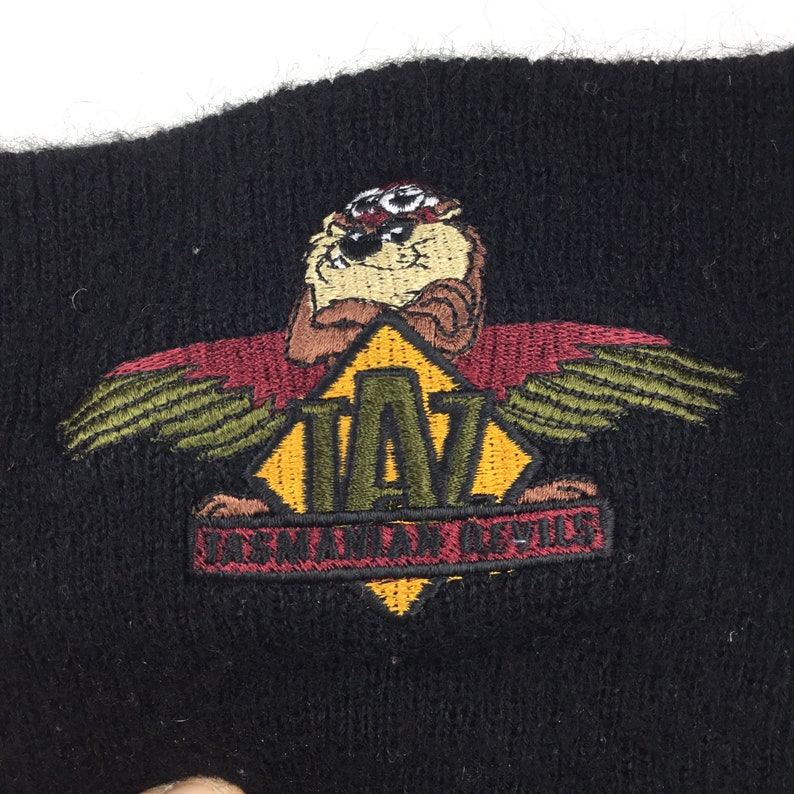 Vintage 90s TAZ Tasmanian Devil Warner Bros ACME Clothing Black Acrylic Beanie Winter Hat Cap Adult Medium Flex Fit