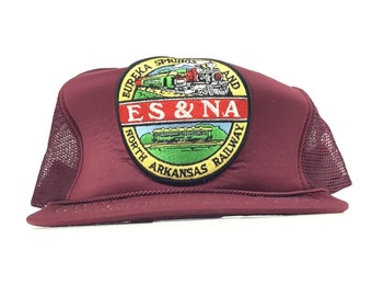 Vintage 90s Eureka Springs & North Arkansas Railway ES-NA Front Patch Logo Burgundy Trucker Hat Cap SnapBack Mens Size Polyester