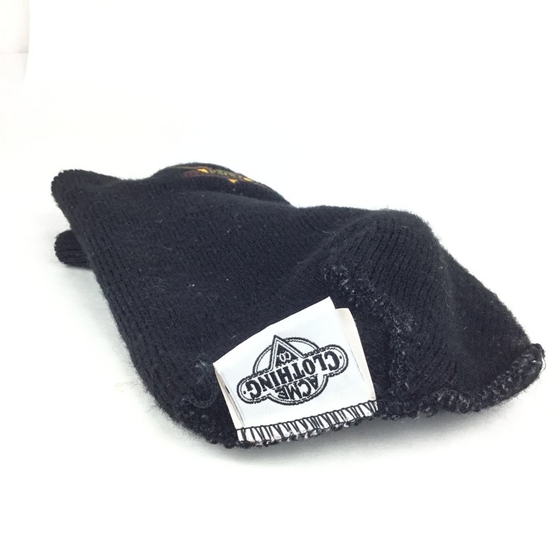 Vintage 90s TAZ Tasmanian Devil Warner Bros ACME Clothing Black Acrylic Beanie Winter Hat Cap Adult Medium Flex Fit