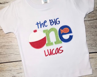 Het grote verjaardagsshirt | Eerste verjaardagsoutfit vissen | Gepersonaliseerde babyvisshirt | Een feestvarken-T-shirt