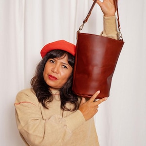 Women’s Leather Bucket Bag | Chestnut