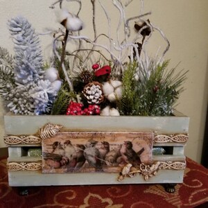 Christmas or Spring Box Crate | Shabby Chic |