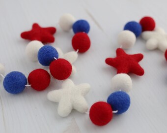 Fourth of July garland - Independence Day decor - 4th of July decor - July 4th -  Felt ball garland - Wool ball garland - Pom pom garland