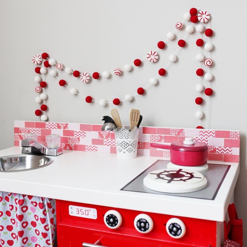 Red and white garland Peppermint Candy garland Felt ball garland Christmas felt ball garland Pom Pom garland image 6