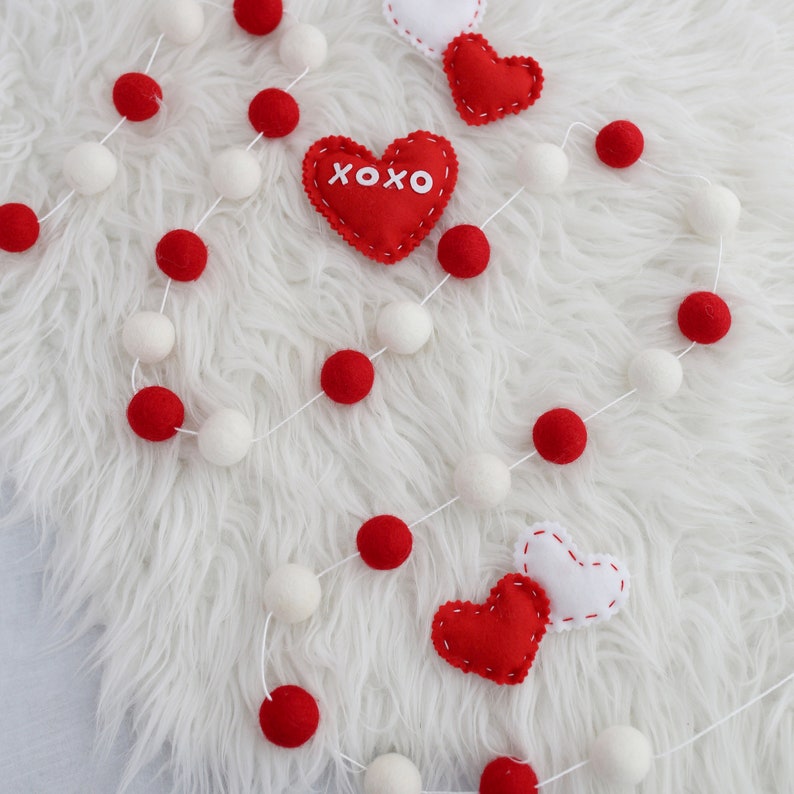 XOXO garland Valentines Day decor Red and white garland Valentine felt ball garland Valentine decor