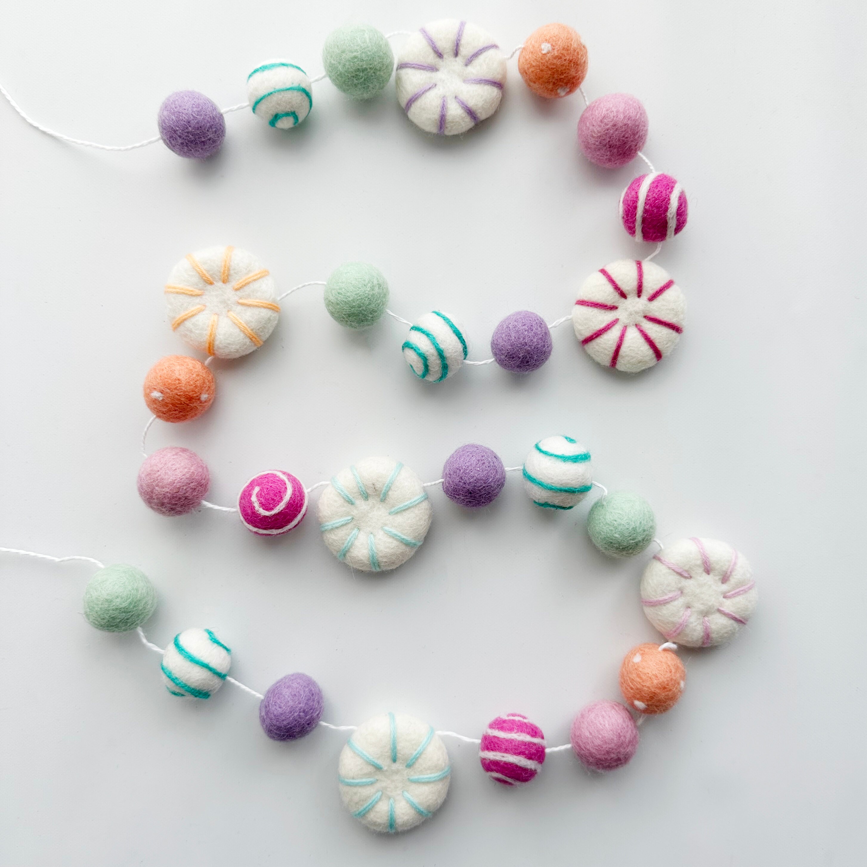 Pastel mints garland