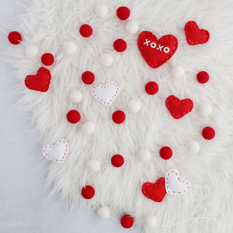 XOXO garland Valentines Day decor Red and white garland Valentine felt ball garland Valentine decor