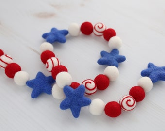 Fourth of July garland - Independence Day decor - 4th of July decor - July 4th -  Felt ball garland - Wool ball garland - Pom pom garland