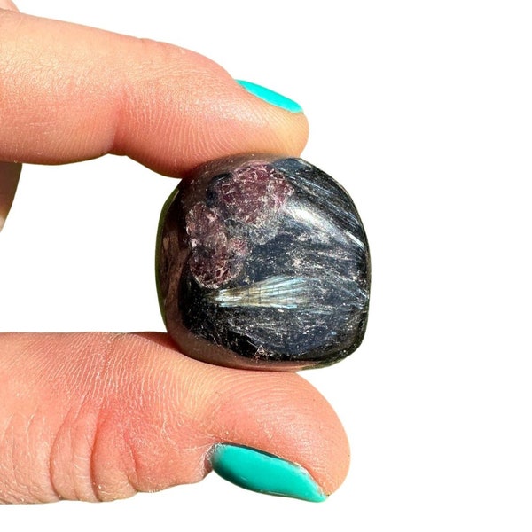 Arfvedsonite & Garnet Tumbled Stone - UNIQUE Crystal - Sizes: 0.5" to 1.25" - Polished Arfvedsonite Crystal - Flashy Arfvedsonite Gemstone
