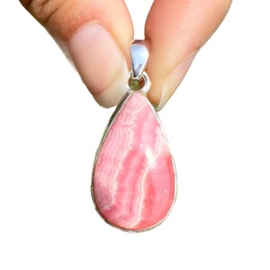 rhodochrosite pendant - rhodochrosite necklace - rhodochrosite jewelry - pink rhodochrosite - Sterling silver - rhodochrosite crystal 1722