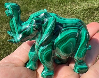 マラカイトの象の置物：ヴィンテージ天然石アートオブジェ - Etsy 日本