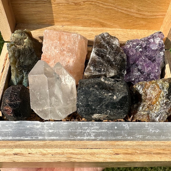 Protection Crystal Set - Healing Crystals and Stones Set - Raw Crystals and Stones - Wooden Box - Crystal Gift Box - Protection & Shield Kit