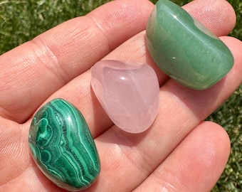 Conjunto de Pedras do Chakra Cardíaco - Cristais e Pedras - Quartzo Rosa Rolado, Malaquita, Aventurina Verde - Kit Inicial para Equilíbrio do Chakra Cardíaco